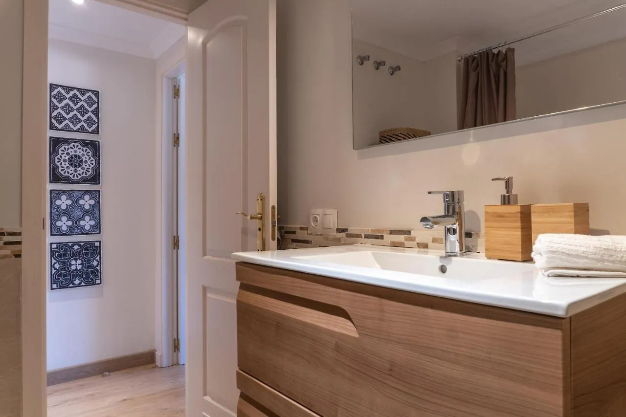 Oasis Apartment Marbella Spain